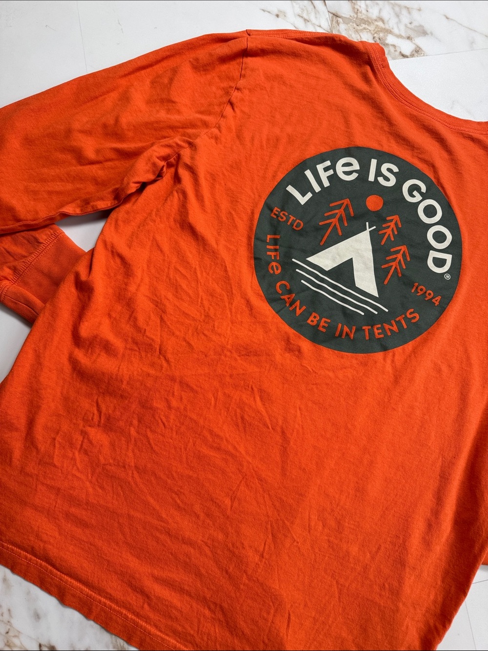 Life is Good Men Long Sleeve Crusher Lite Tee In Tents Orange Sz L hike Travel